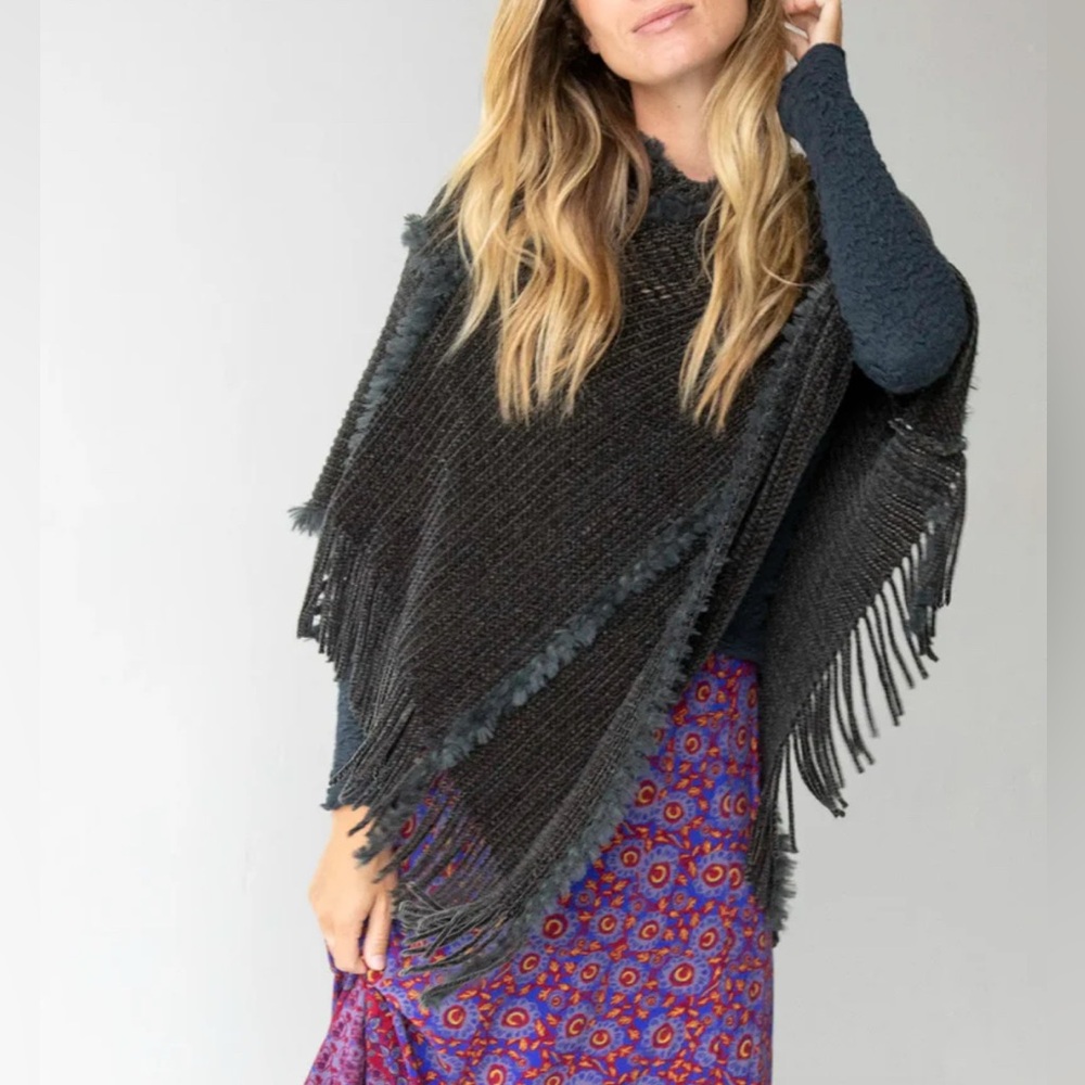 Natural Life | Chenille Poncho Scarf | Charcoal | OS